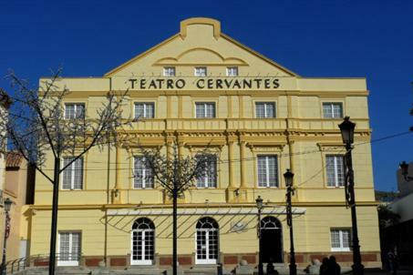 Apartamento Malaga Bagian luar foto